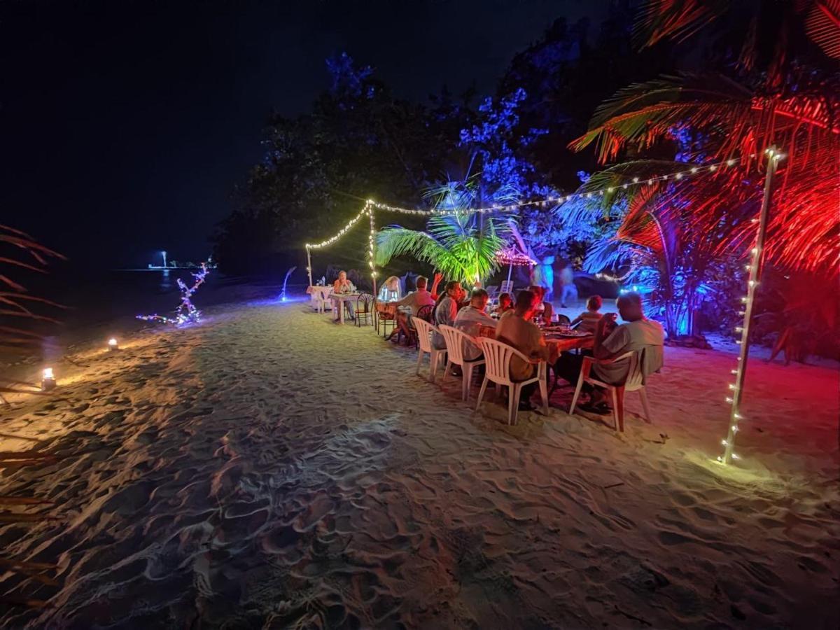 Coral Beach Maldives Hangnaameedhoo エクステリア 写真